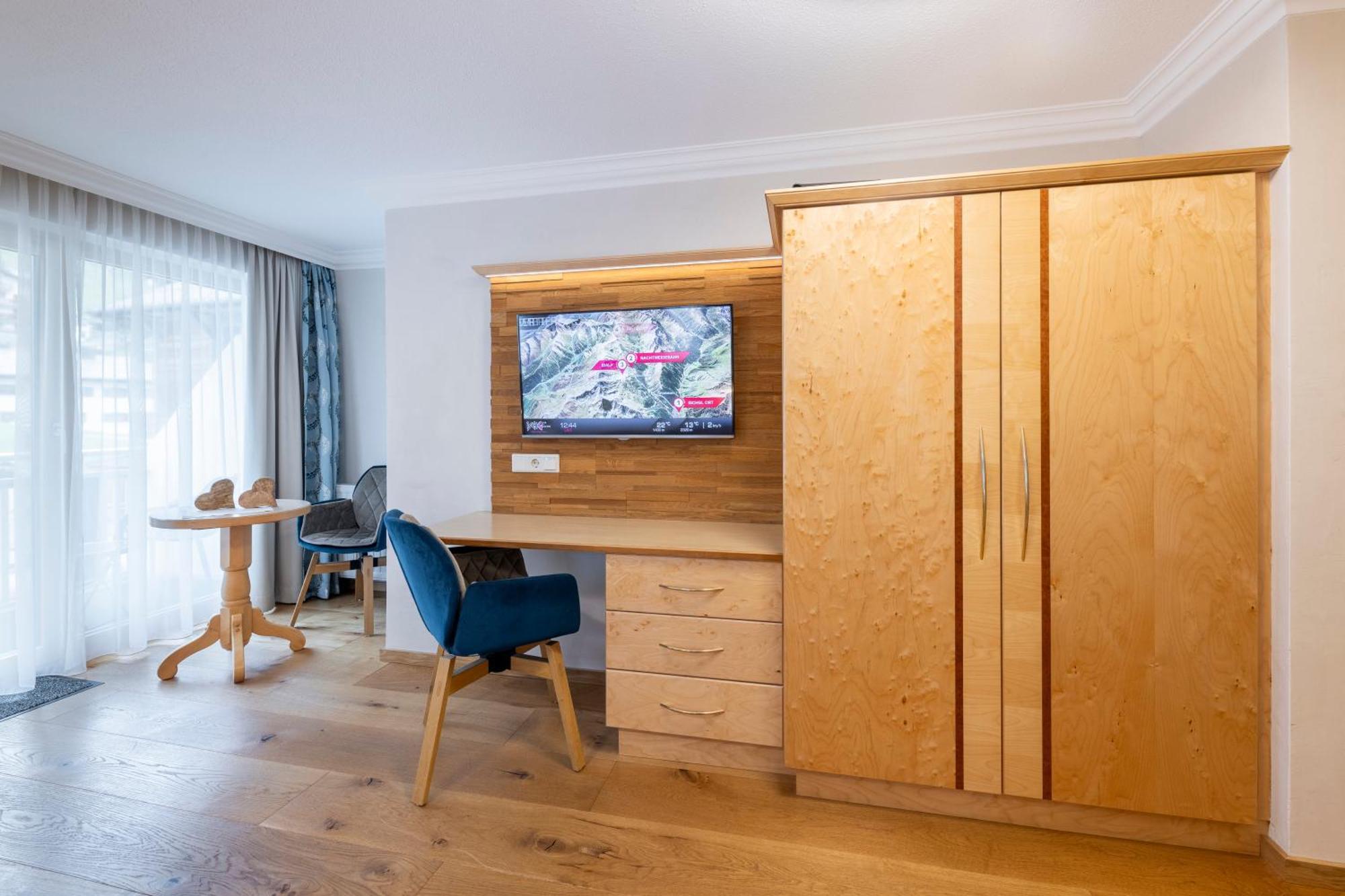 Hotel Jaegerhof Ішгль Екстер'єр фото